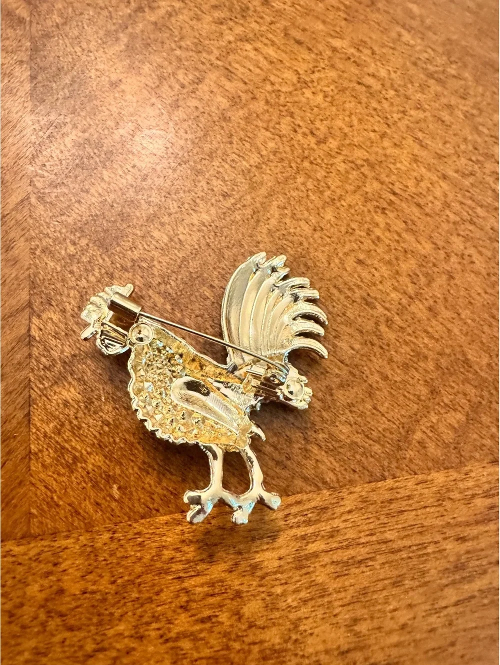 Vintage Rooster Brooch with Rhinestones and Enamel Detailing 323